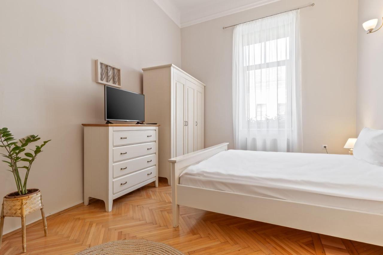 Apartment Elle Oradea
